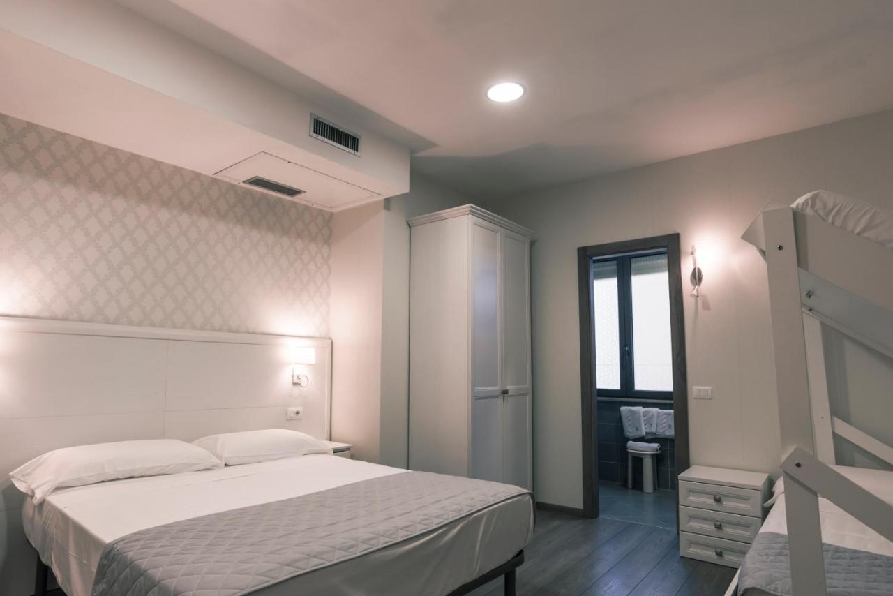 Hotel Marisa Αλμπένγκα Εξωτερικό φωτογραφία