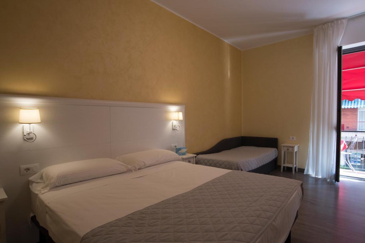 Hotel Marisa Αλμπένγκα Εξωτερικό φωτογραφία